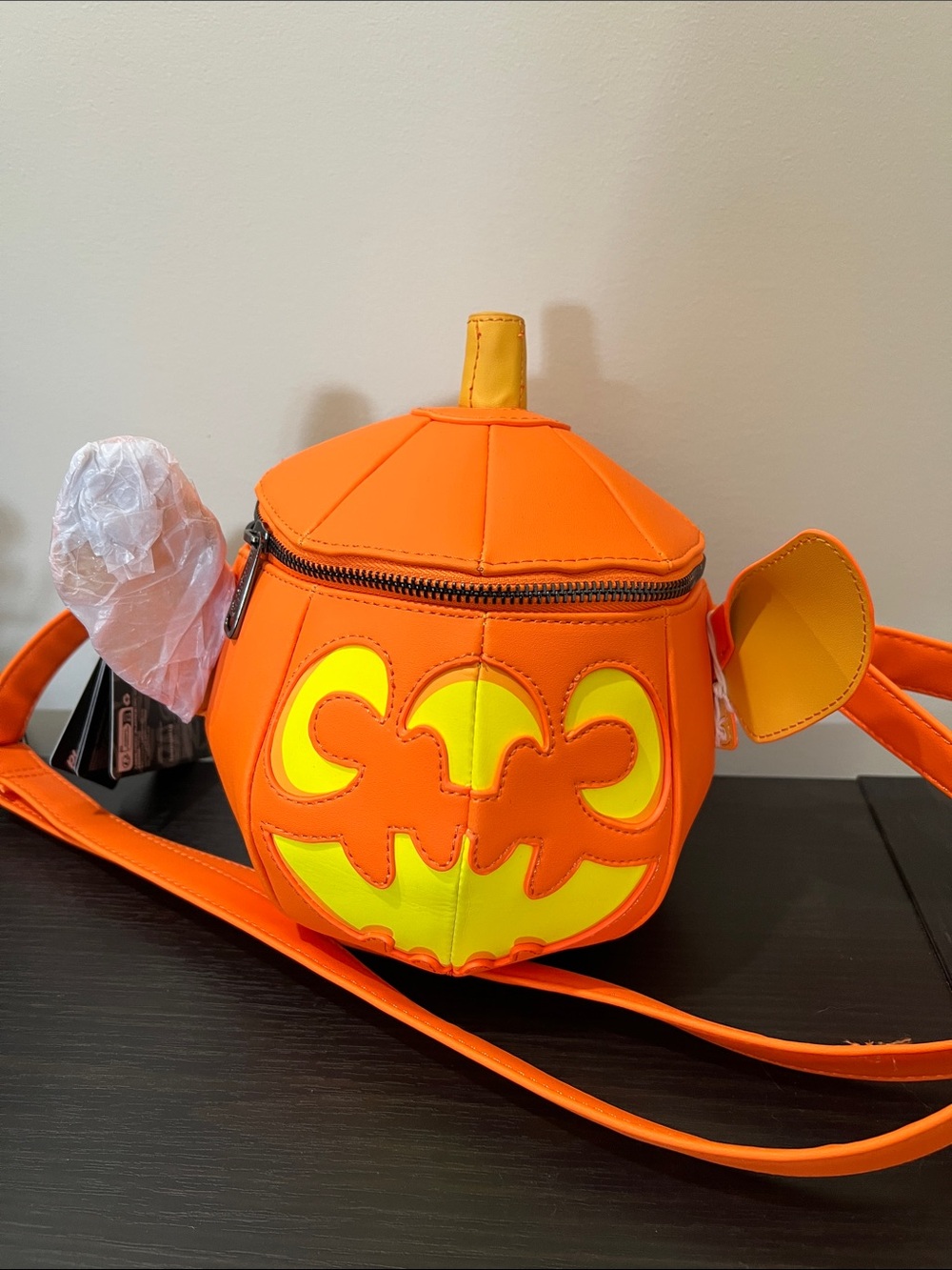 Disney Stitch Pumpkin Crossbody Bag loungefly
